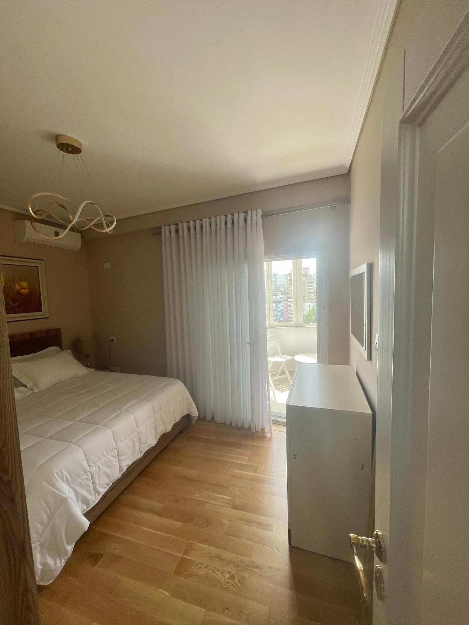 Deoni Apartment Luxury Тирана Экстерьер фото