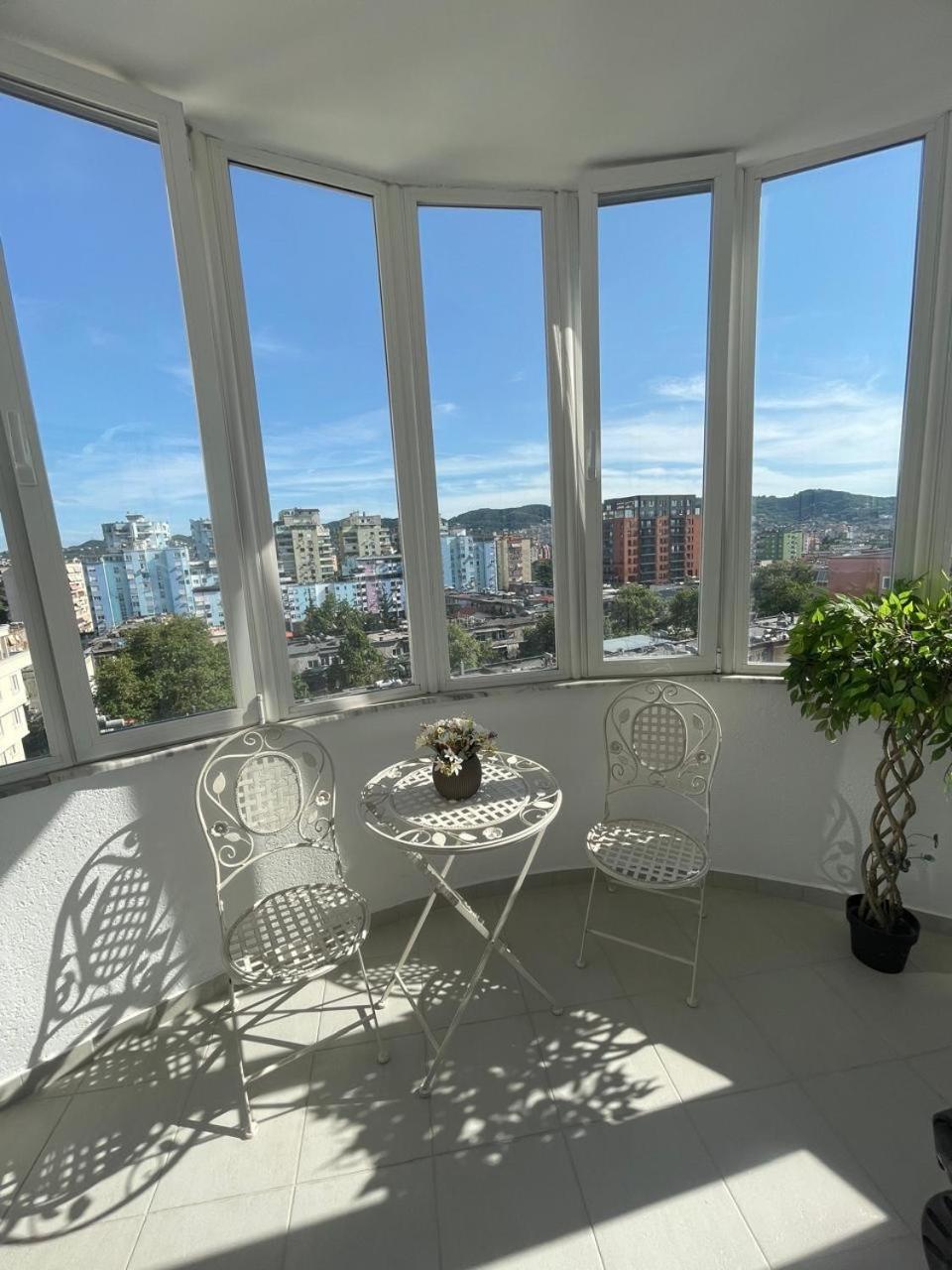 Deoni Apartment Luxury Тирана Экстерьер фото