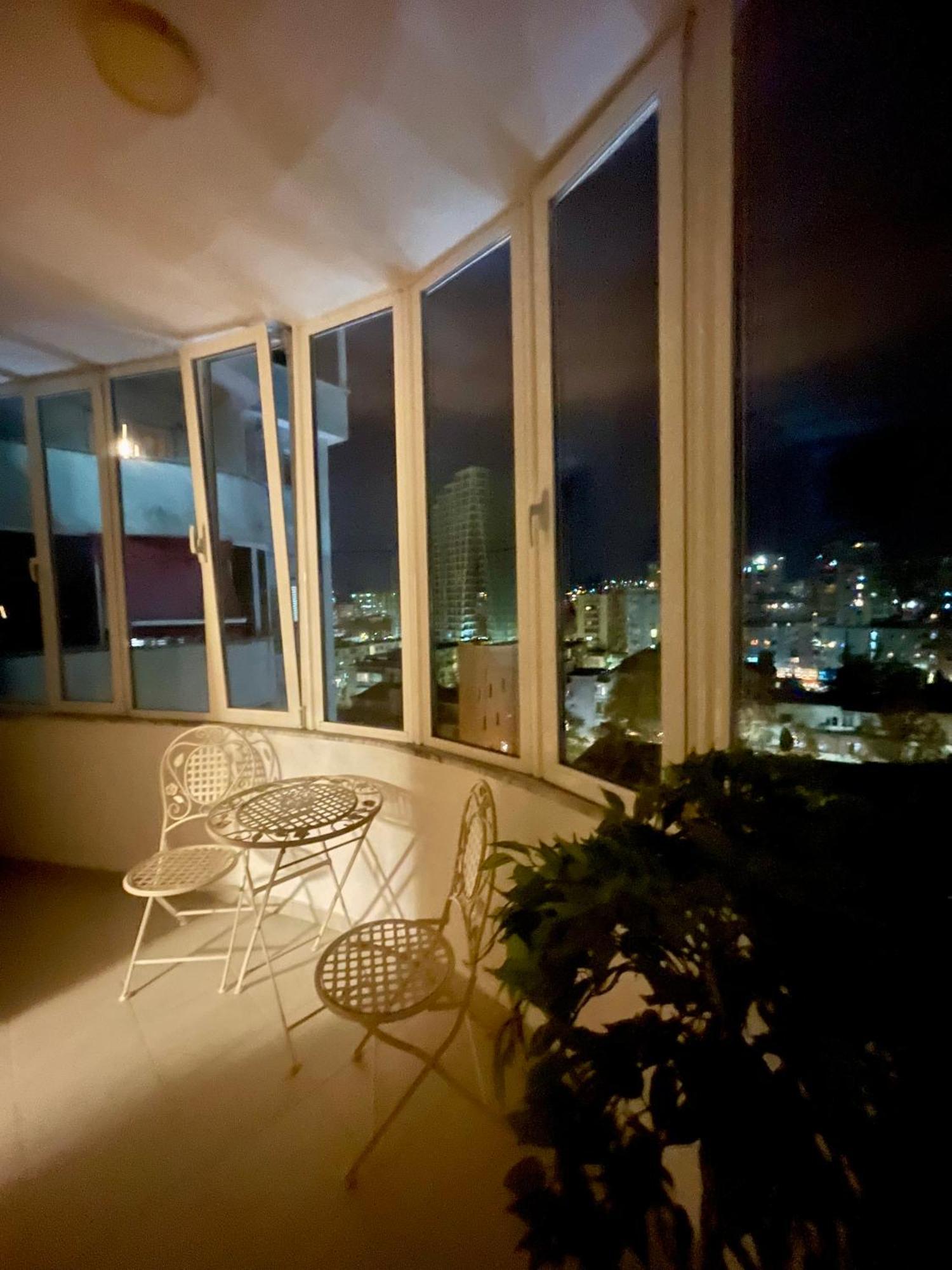 Deoni Apartment Luxury Тирана Экстерьер фото