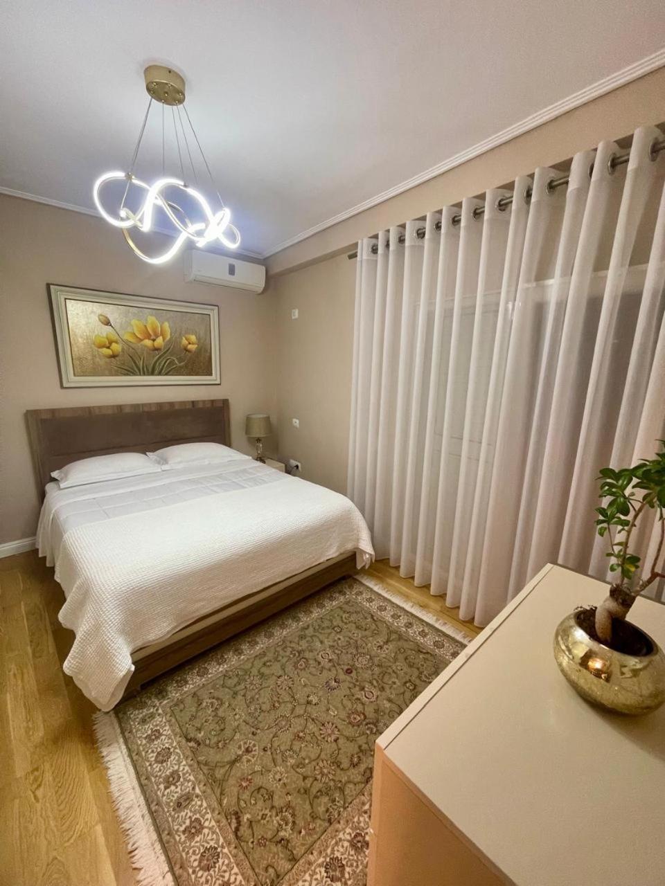 Deoni Apartment Luxury Тирана Экстерьер фото