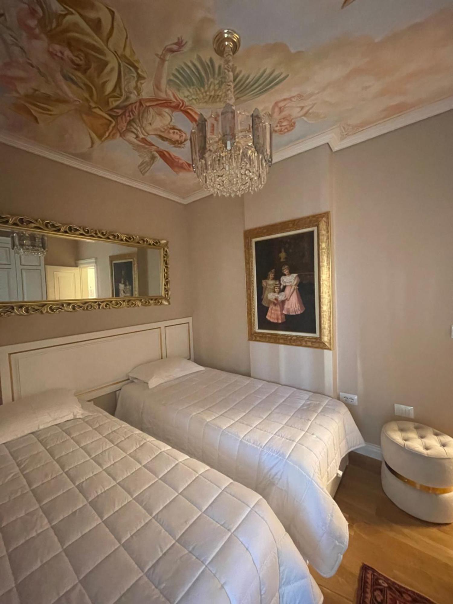 Deoni Apartment Luxury Тирана Экстерьер фото