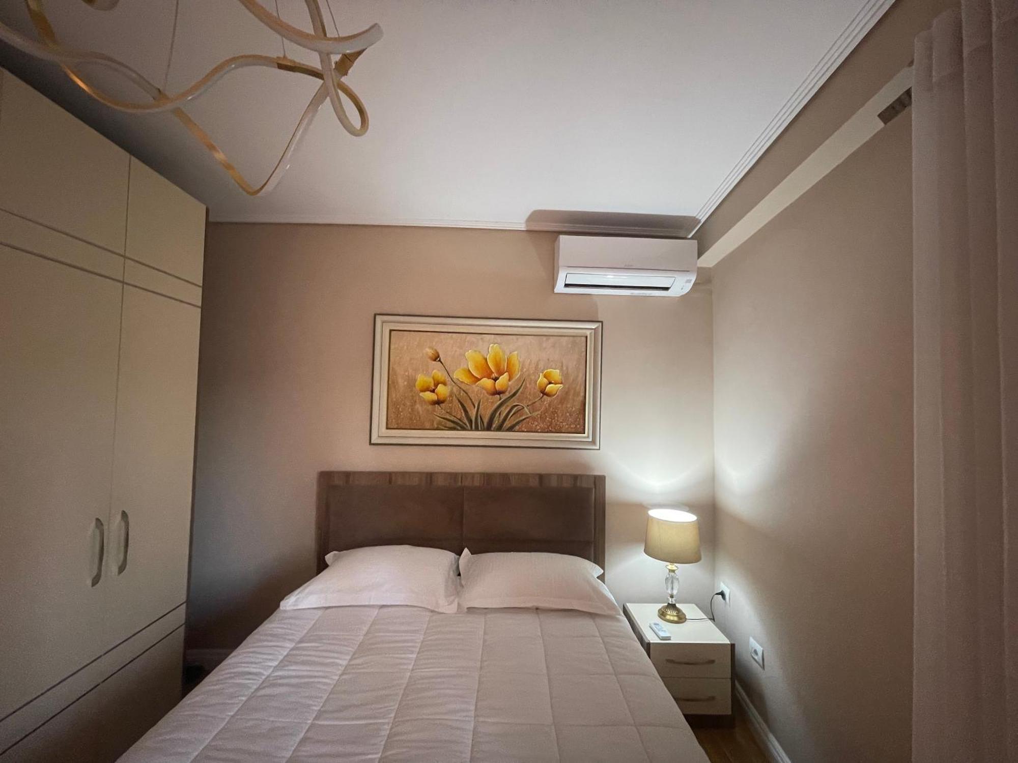 Deoni Apartment Luxury Тирана Экстерьер фото